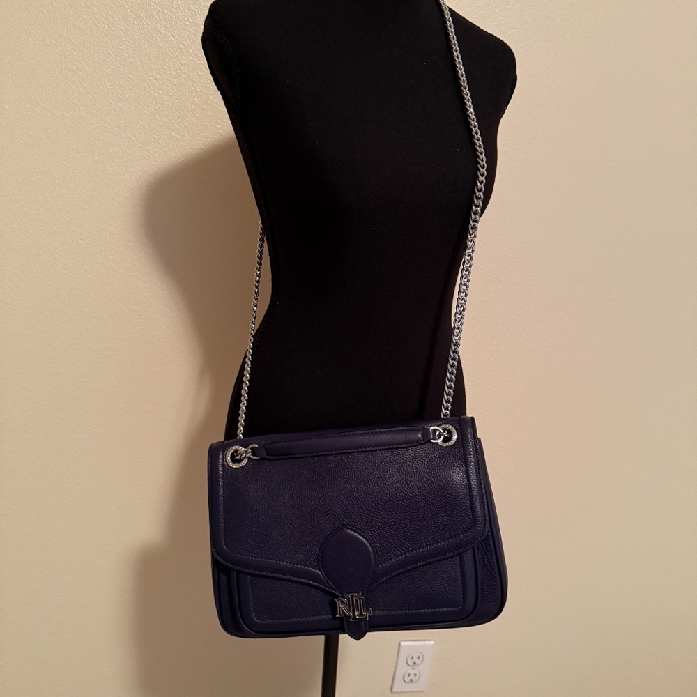 Lauren Ralph Lauren Pebbled Medium Bradley Bag in Navy Blue - Picture 5 of 12
